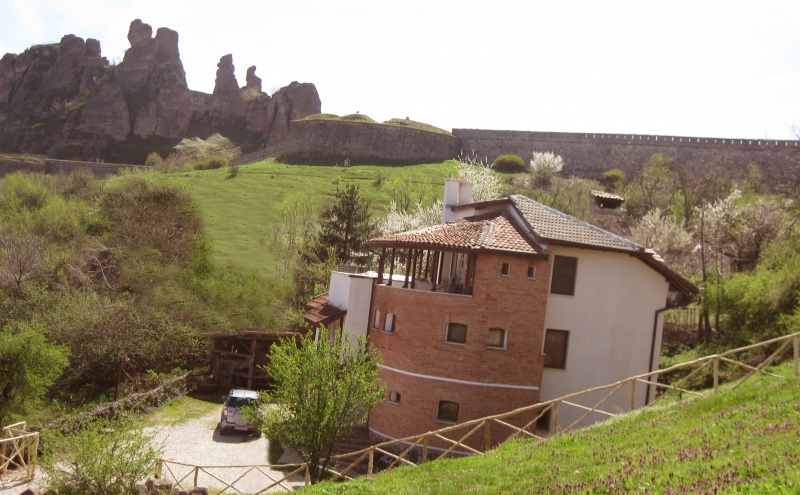 Castle Cottage Guesthouse